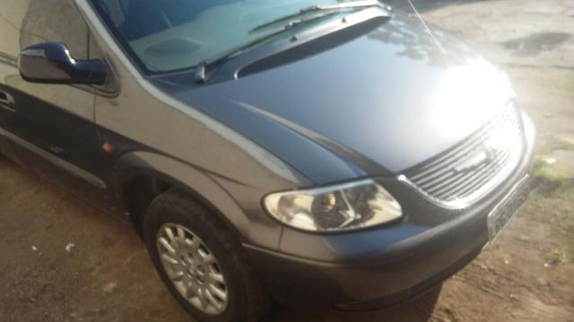 Chrysler Grand Caravan - Foto 3