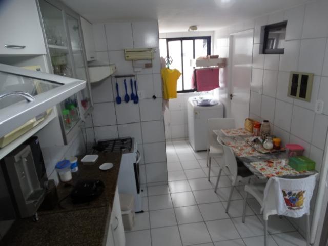 Apt 93m², Stella Maris, 3 quartos, 1 suíte, armários e área de lazer completa, só 360 mil! - Foto 10