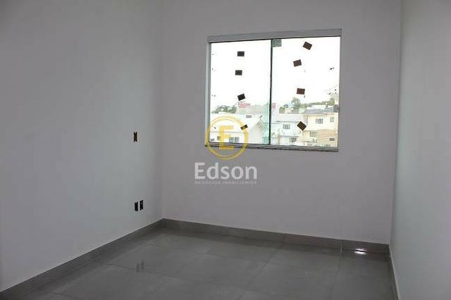 Sobrado com Excelente Acabamento com 2 Suítes - Bairro San Marino! - Foto 6