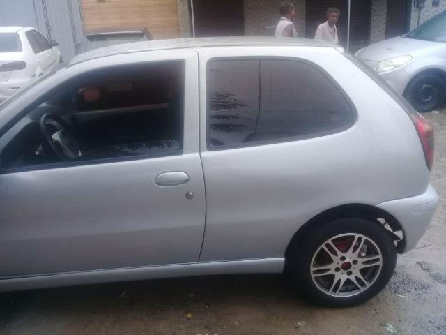 Palio Fire 2 portas
