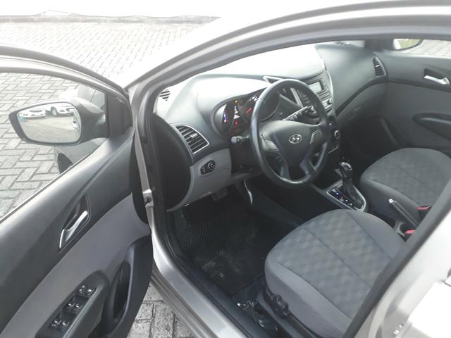 HB20 1.6 Premium (Aut) 2016 - Foto 7