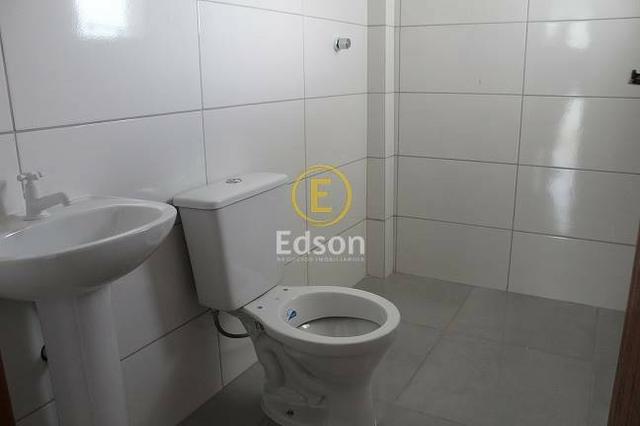 Sobrado com Excelente Acabamento com 2 Suítes - Bairro San Marino! - Foto 7