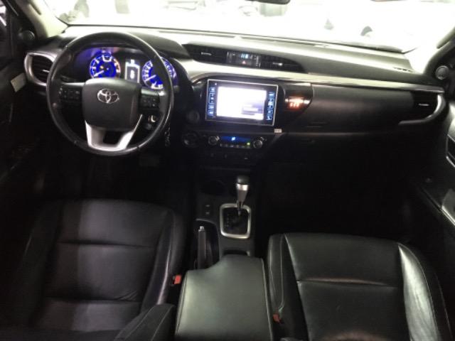 Hilux CD Srv 4x4 2.8 TDI Automático Diesel - Foto 3