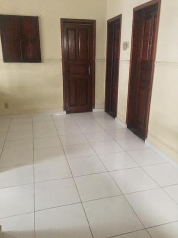 Aluga-se casa Ótima localização - Foto 4