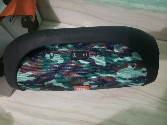 Bom box