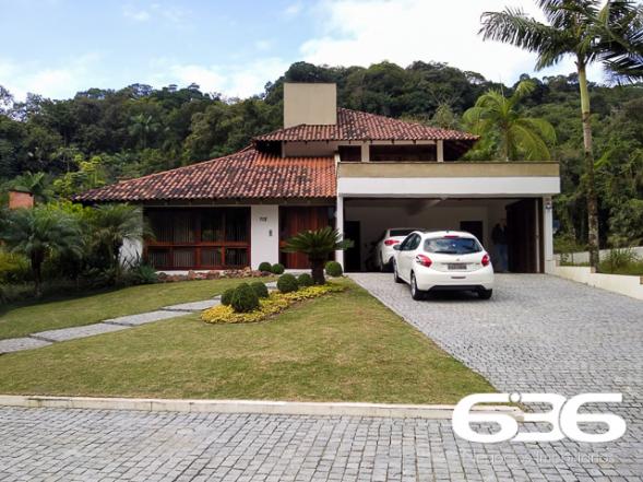 Casa | Joinville | Saguaçu | Quartos: 4