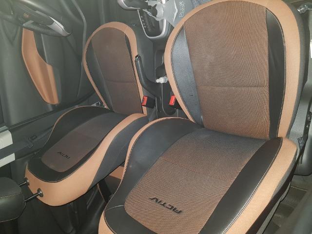 Vendo Ônix Atractive 17/17 automático - Foto 11