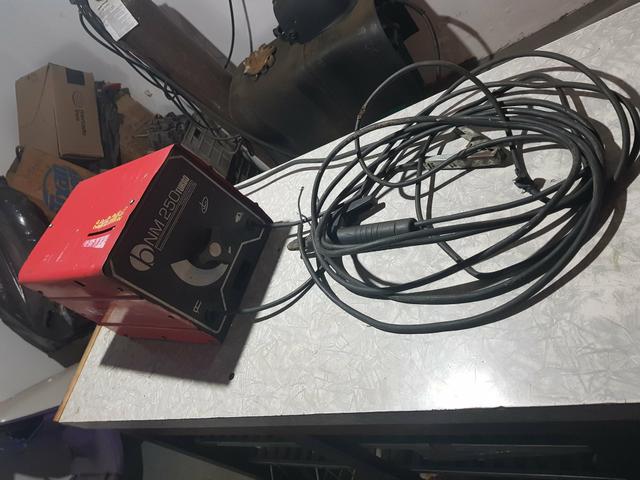 Maquina de solda - Foto 2