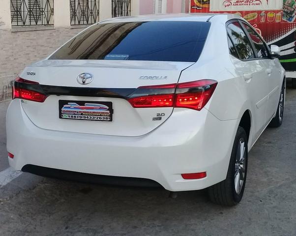 Vendo corolla XEI Branco pérola - Foto 2
