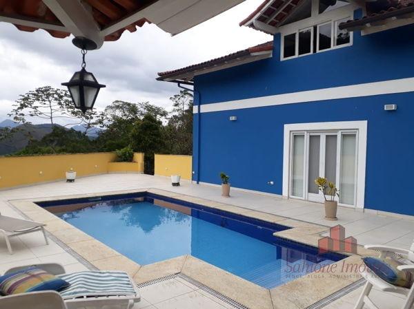 Excelente Casa c/3 Suítes no Samambaia