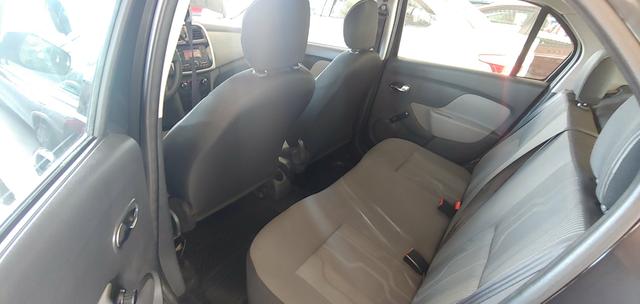Renault Logan 1.0 - 2016 - Foto 4