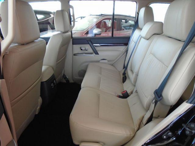 Pajero HPE Full 3.2 4x4 T.I.Dies. 5p Aut zero Km - Foto 6