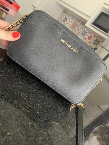 Bolsa MK, estado de nova - Foto 2