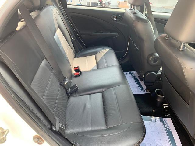 Etios 1.5 Platinum 2017/2018 - Foto 14
