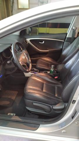 HYUNDAI i30 1.8 AUTOMÁTICO - Foto 9