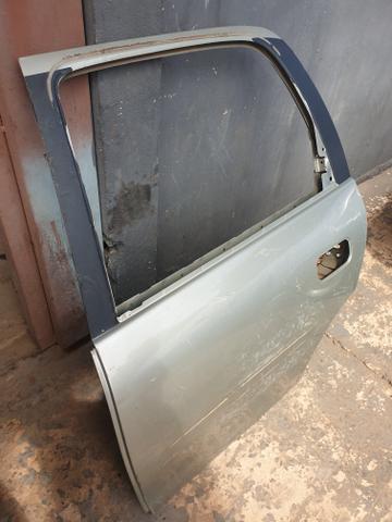 Porta traseira corsa classic - Foto 2