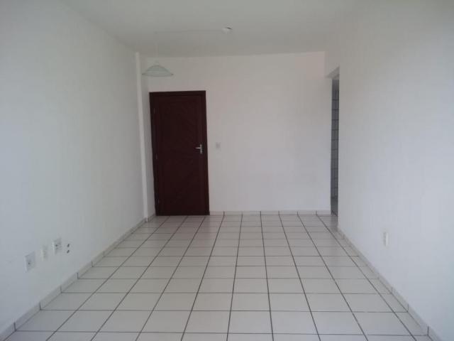 Apartamento com 2 dormitórios à venda, 55 m² por R$ 180.000 - Capim Macio - Natal/RN