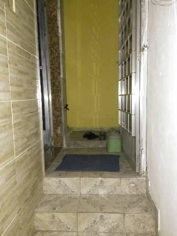 alugo uma casa