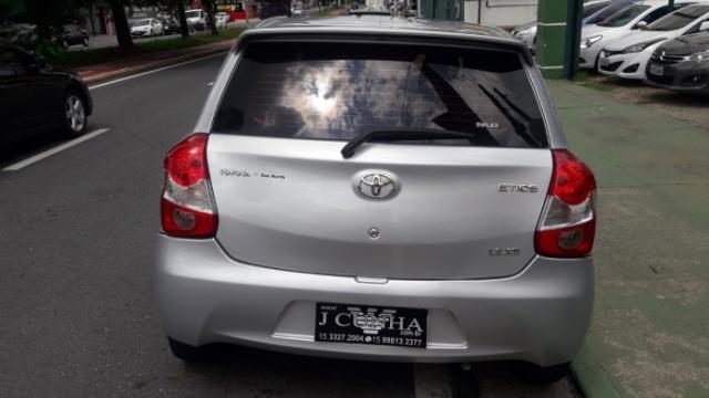 Toyota etios hatch 2013 1.3 xs 16v flex 4p manual - Foto 4