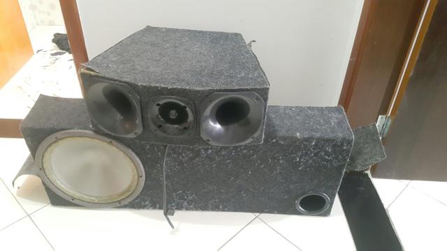 Vendo som automotivo