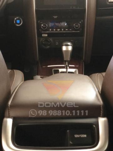 TOYOTA HILUX SW4 2.8 SRX 4X4 7 LUGARES 16V TURBO INTERCOOLER DIESEL 4P AUTOMÁTICO - Foto 10
