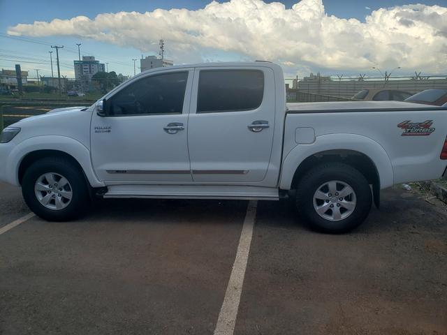 Hilux - Foto 2