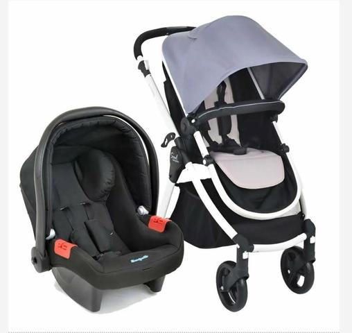 Carrinho de Bebê + Bebê Conforto + Capa de chuva