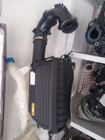 Caixa do filtro de ar Mercedes C180 2015/16