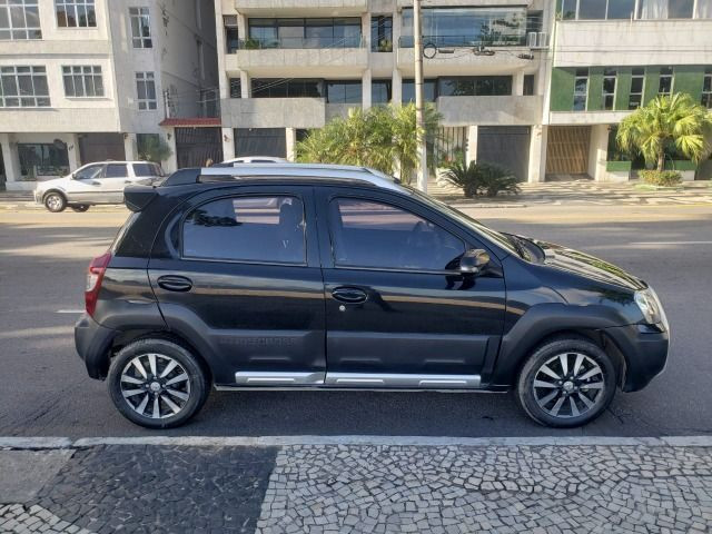 Etios Cross com 16.300km apenas !!! - Foto 5