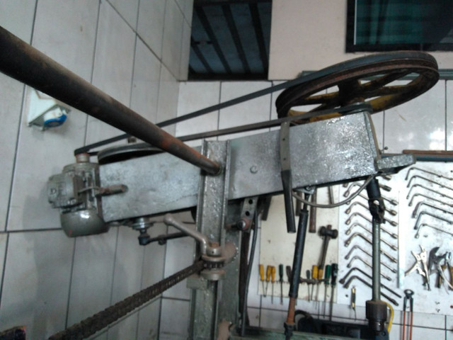 Máquina de retificar e brunir cilindro - Foto 6