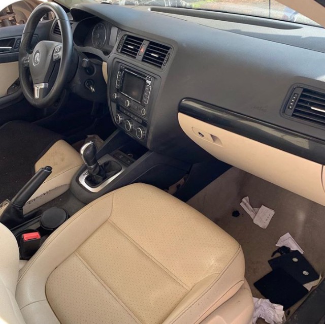 Vw Jetta 2012 Capo Motor Airbag Cambio Mecanica Farol Suspensão Porta Sucata - Foto 3