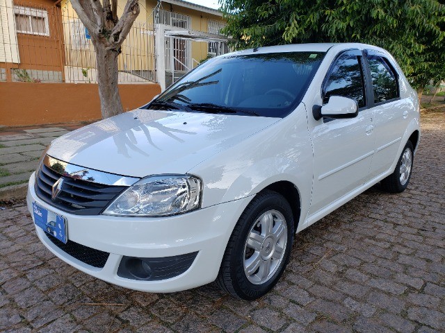 RENAULT LOGAN 1.6 EXPRESSION ** AUTOMÁTICO **