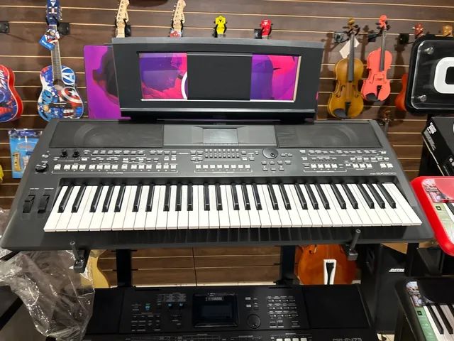 Teclado Musical Yamaha Profissional Sx 600 Arranjador