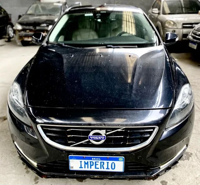 Sucata Volvo V40 