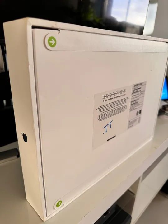 MacBook Air M2 16/256GB 13 polegadas cor Midnight - Foto 2