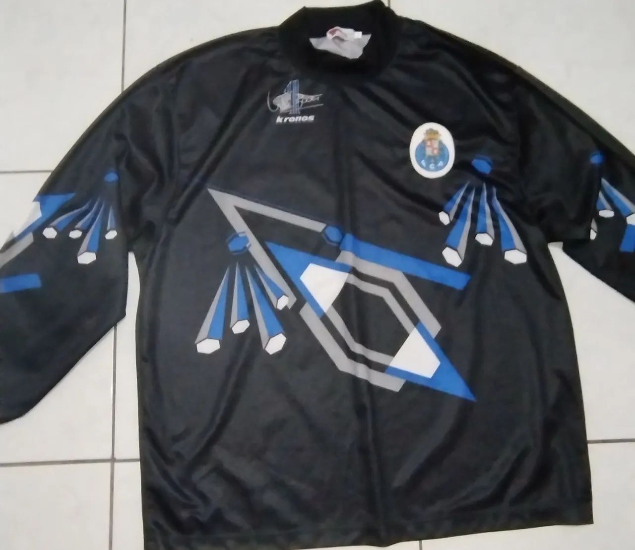 Camiseta Original Oficial de Goleiro do Sporting CP - Kronos - Tamanho G