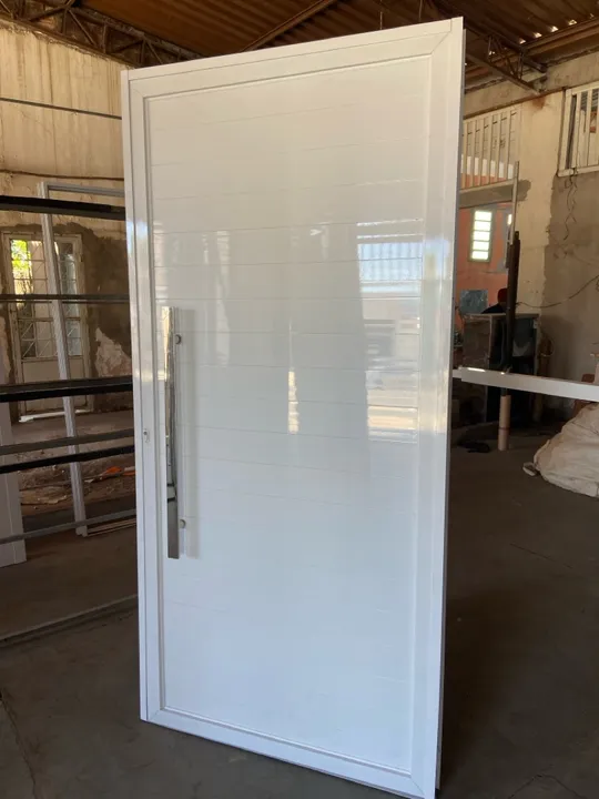 PORTA ALTO PADRÃO ALUMÍNIO