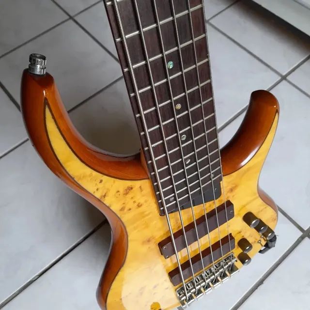 Mtd Kingston 6 cordas (único no Brasil) Avalio trocas