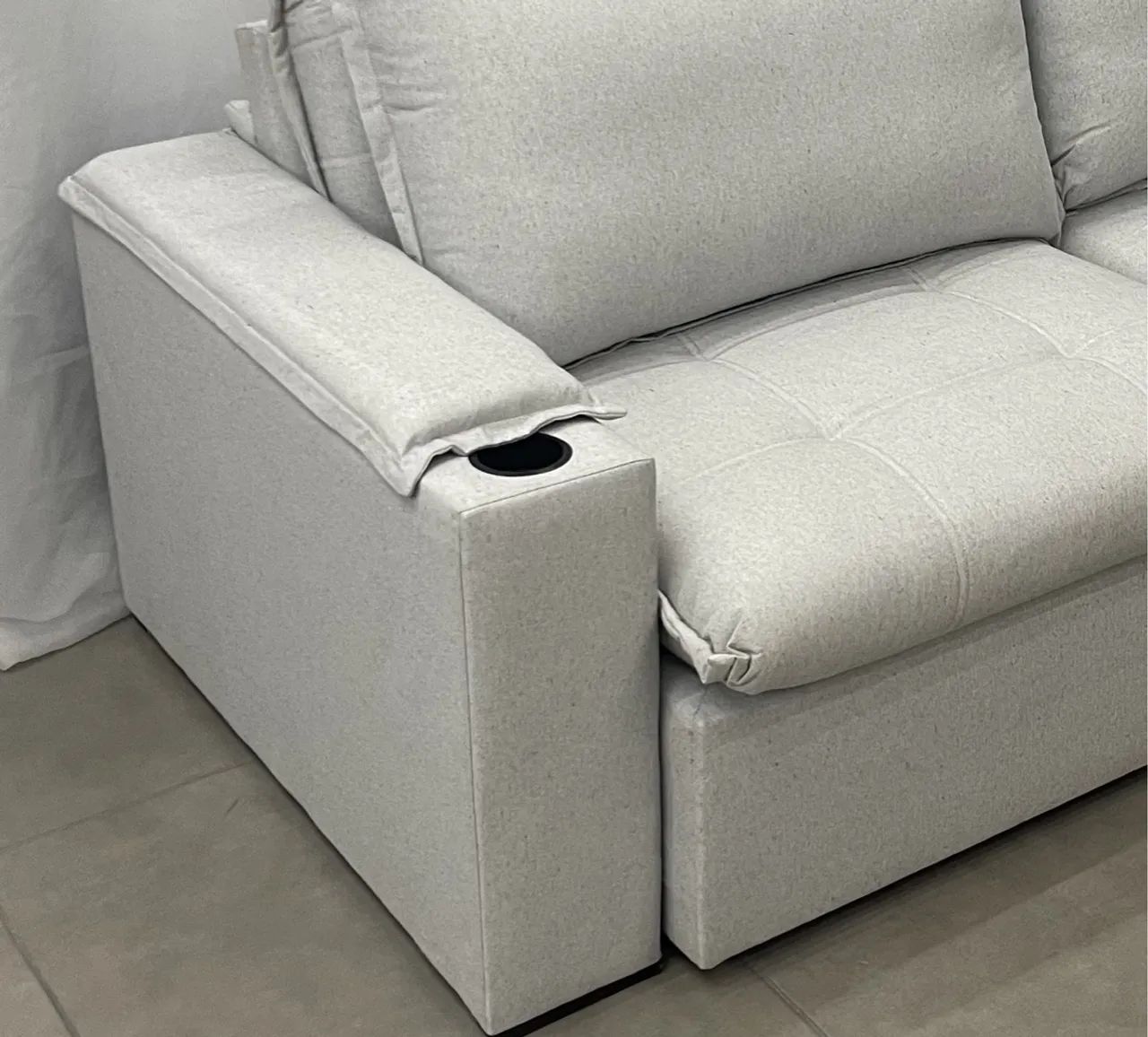 Sofá Cama Vegas com Porta Copos e Molas Ensacadas p76 - Foto 4