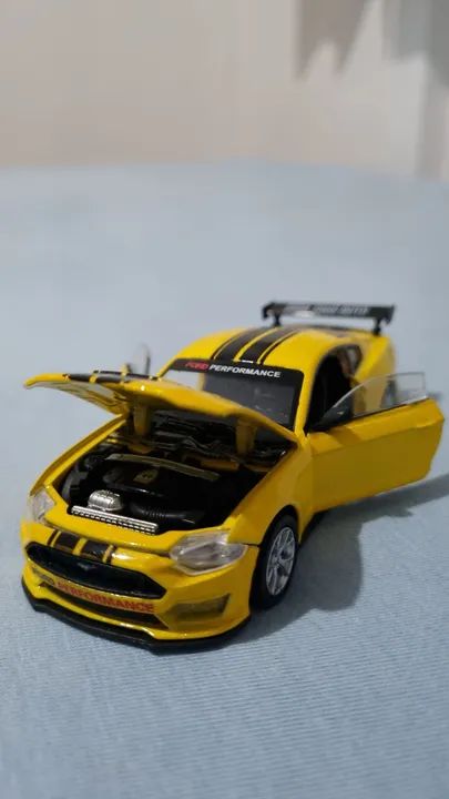 Miniatura Ford Mustang GT 2018