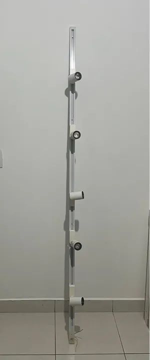 Trilho com 5 spot branco , tamanho 2,00cm  - Foto 4