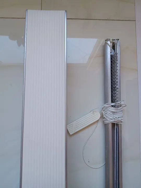 Persiana Vertical em PVC Ripada - Branca - 1,30x1,70 - Foto 2