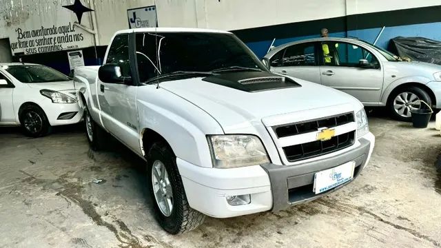 Carros e Caminhonetes Chevrolet Branco 3 em Minas Gerais