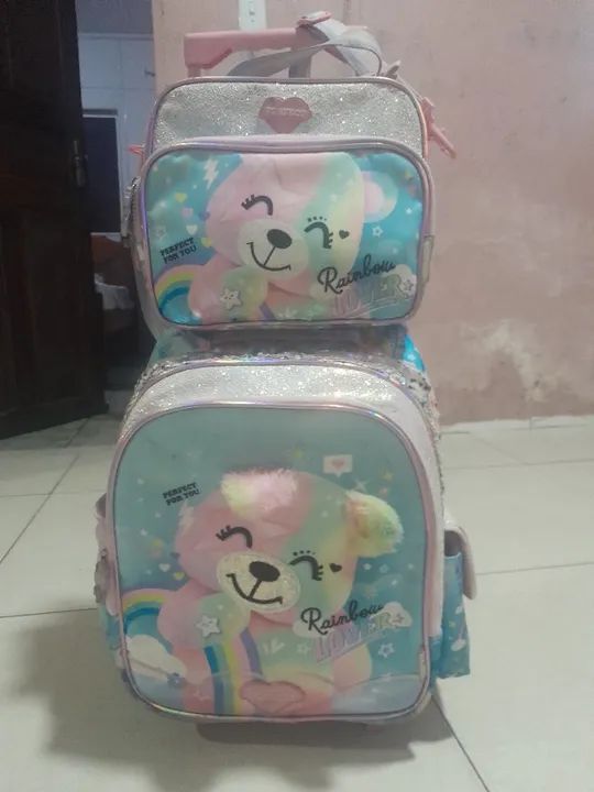 Mochila e lancheira escolar