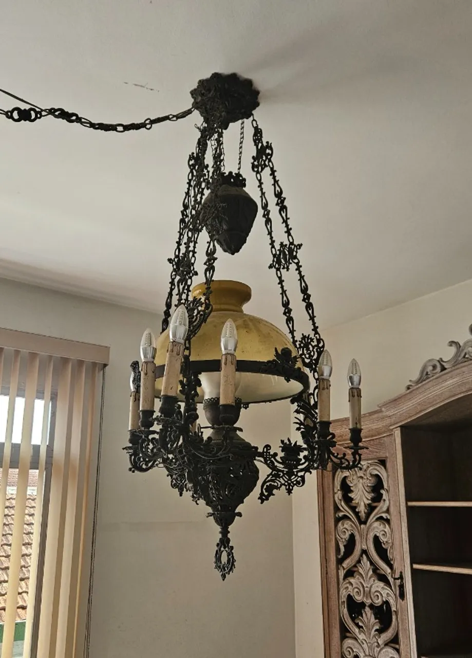Lustre Sala de Jantar design clássico