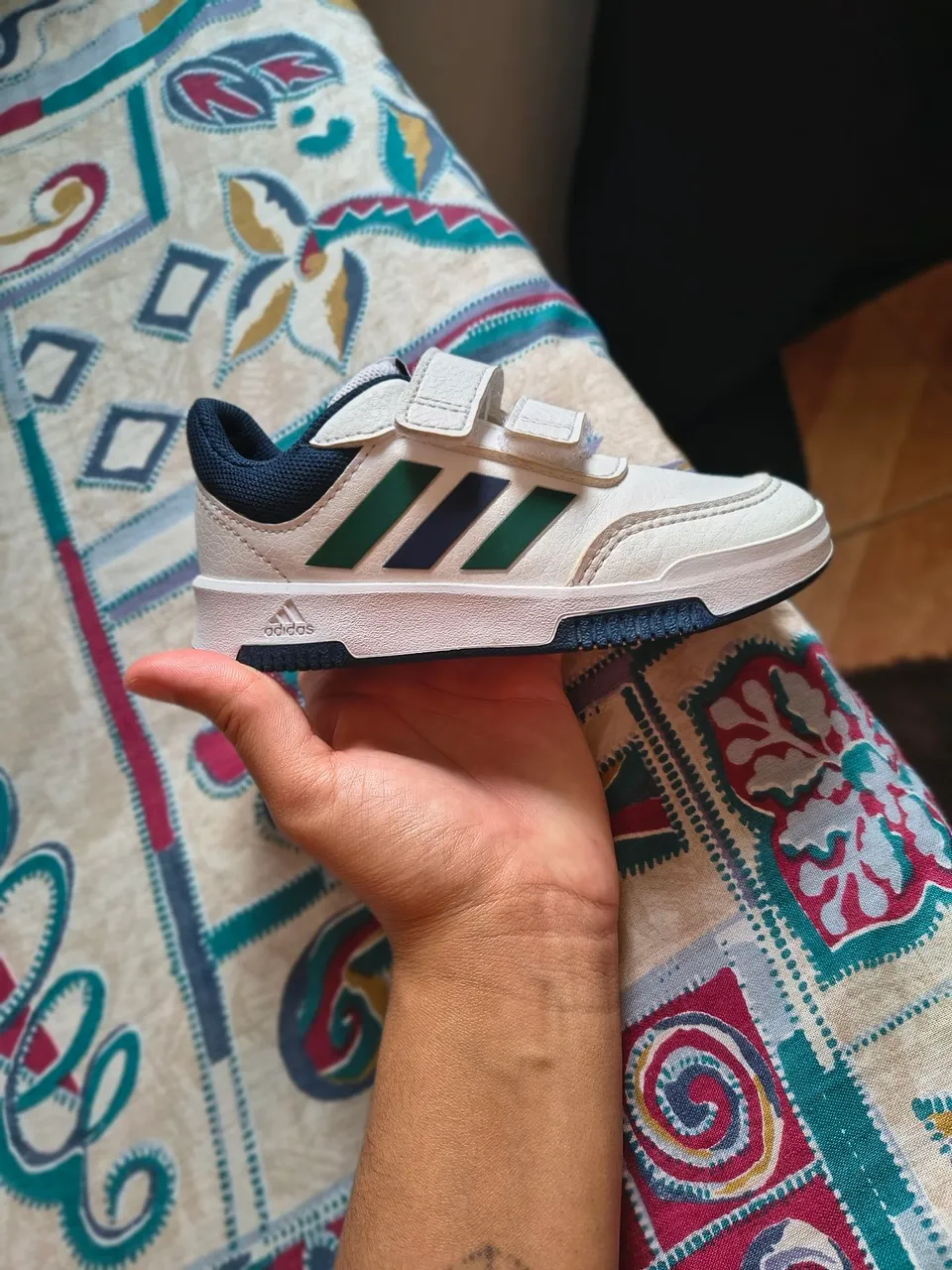 Tênis Adidas Infantil - Conforto e Estilo!
