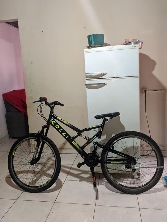 Vendo ou troco para um celular apenas o pedal que eu perdi parafuso que vai no pedal - Foto 2