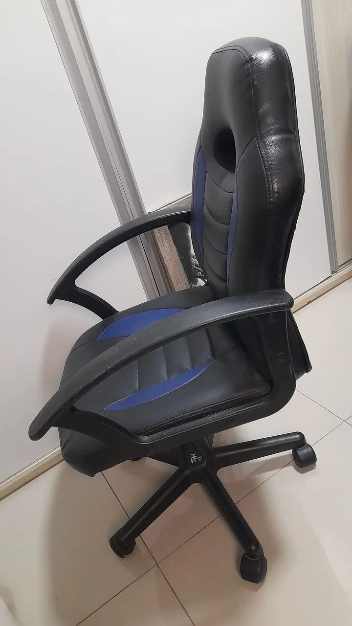 Cadeira gamer junior64307444595329121