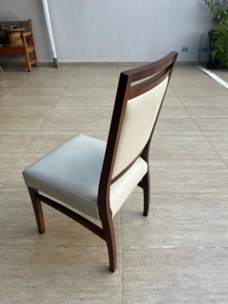 Cadeiras de jantar, ótimo estado, 6 cadeiras, 500 cada uma. - Foto 2