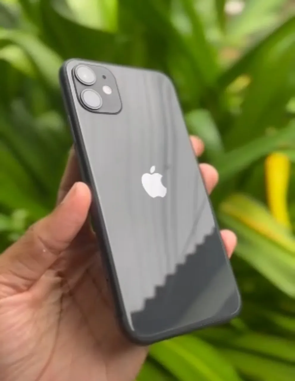 iPhone 11 64GB todo original